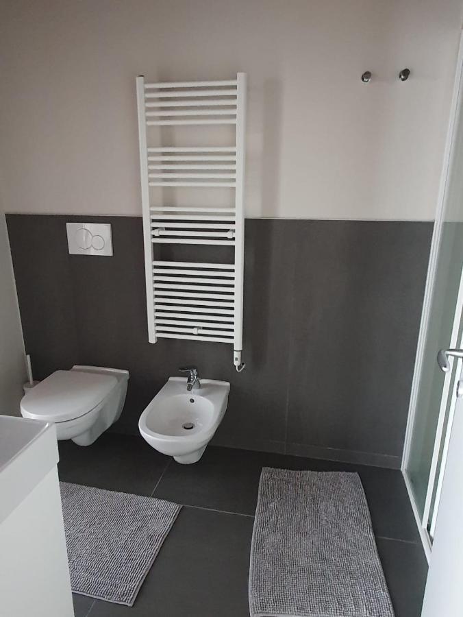 Апартаменты Residenza Puoti Пескьера-дель-Гарда Экстерьер фото